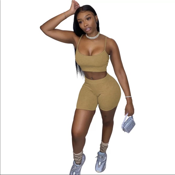 Trendy outfits 🛍 - Picture 3 of 11